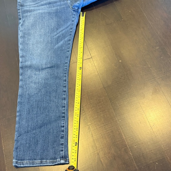 Frame Denim LeHigh Straight Jeans in Classic Blue - Picture 8 of 9